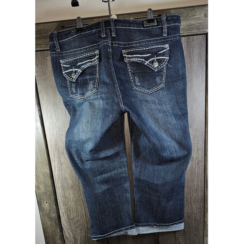 Earl Jean Women's Dark Wash Capri Jeans Embellished Pockets Size 12 - Picture 2 of 4
